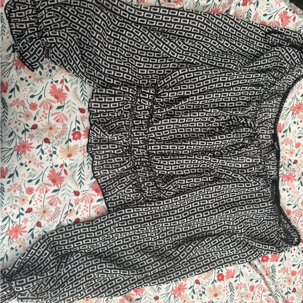Papaya Black and White Smocked 3/4 Sleeve Blouse